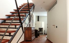 Leonardo Navigli Apartment